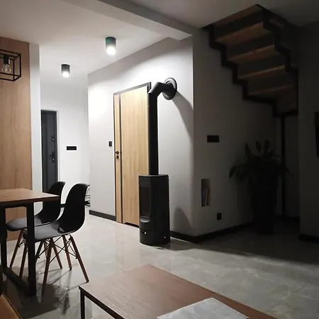 Stodoly Kolo Wody Vakantiehuis Niwka (Tarnow)
